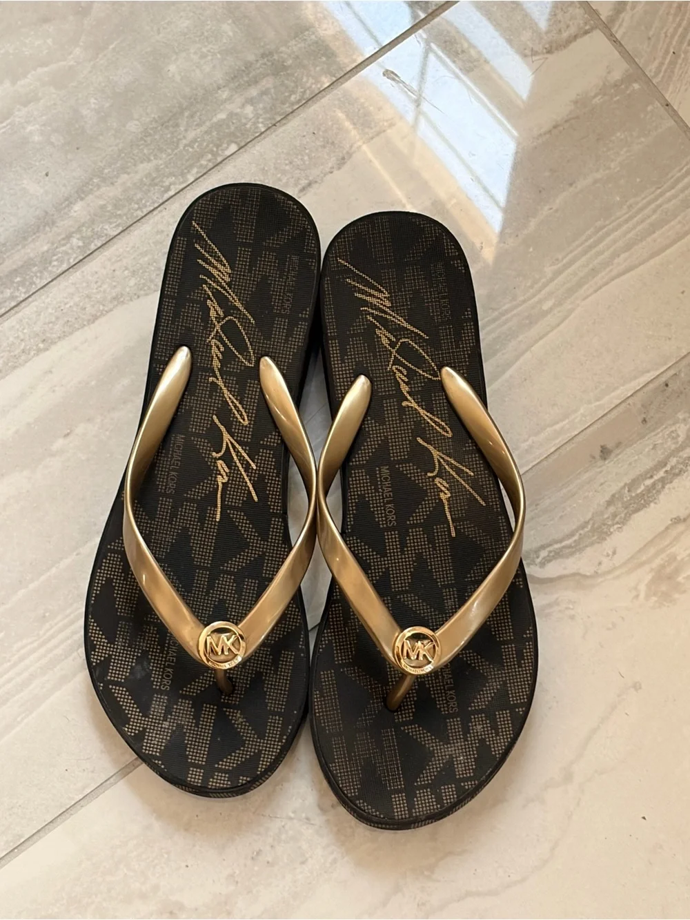 Michael Kors Black and Gold Signature Logo Thong Sandals
